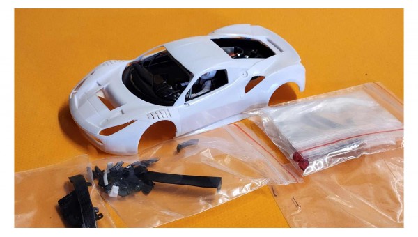 Carroceria Fantasy Car 01 GT3 en Kit Blanca