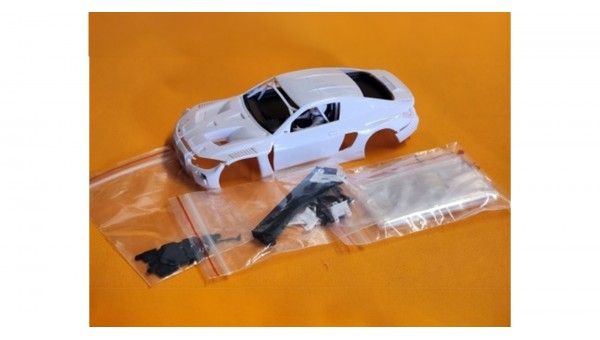 Carrocería M4 GT3 kit blanca